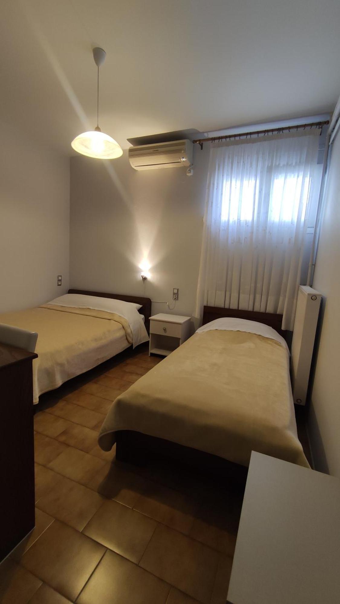 Eleni'S Rooms Янина Екстериор снимка